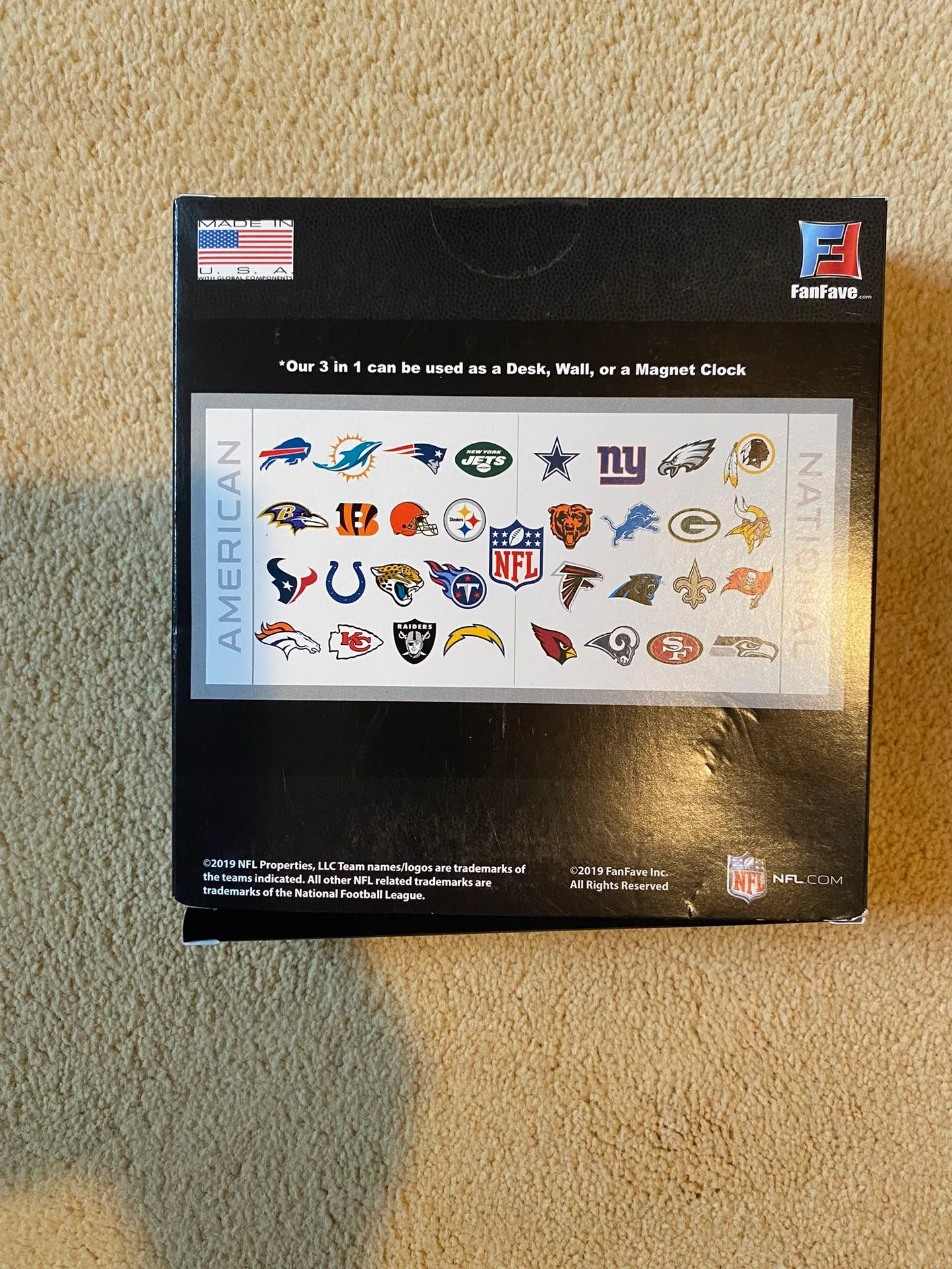 NY Jets: 1 Foam head: 2 Chain Magnets; 1 Clock; 2 magnets image indicator(4)