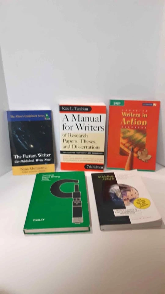 Writing and Research Book Bundle - Turabian, Nina Munteanu