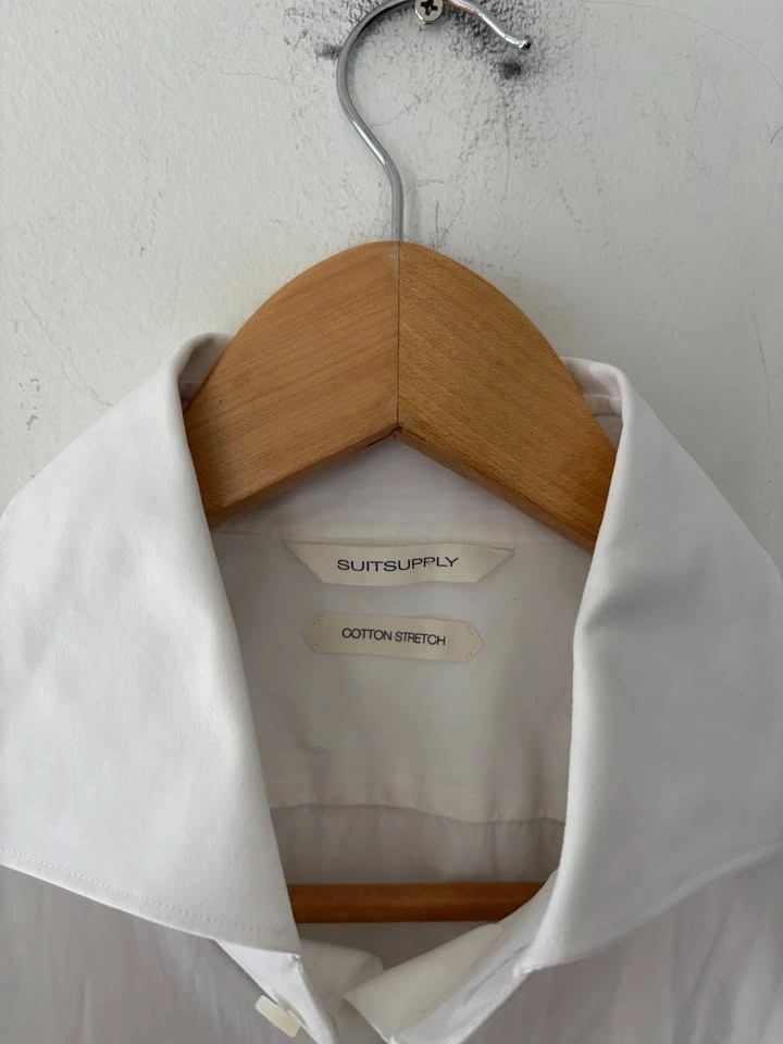 Suitsupply Cotton Stretch Button Up Classic White Shirt Size 16. - photo 3