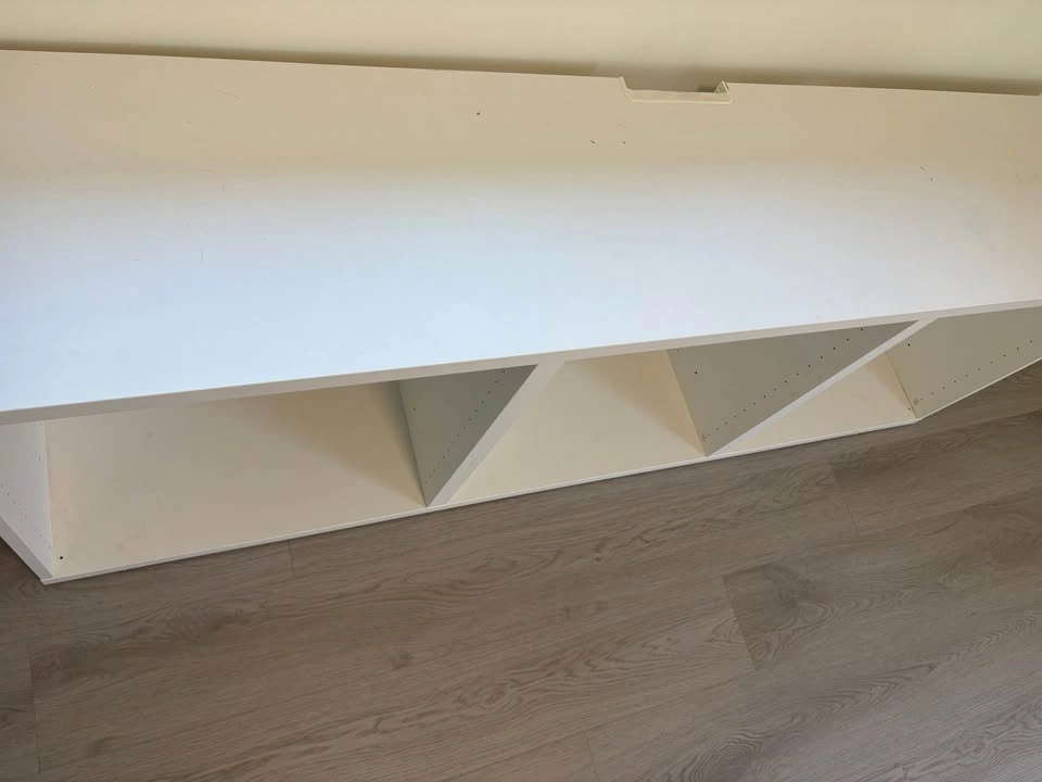 IKEA BESTÅ TV Bench - photo 5