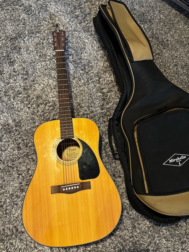 Fender DG-60 Acoustic