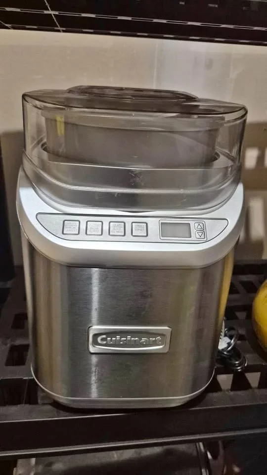 Cuisinart ICE-70C 2-Qt Ice Cream & Gelato Maker thumbnail