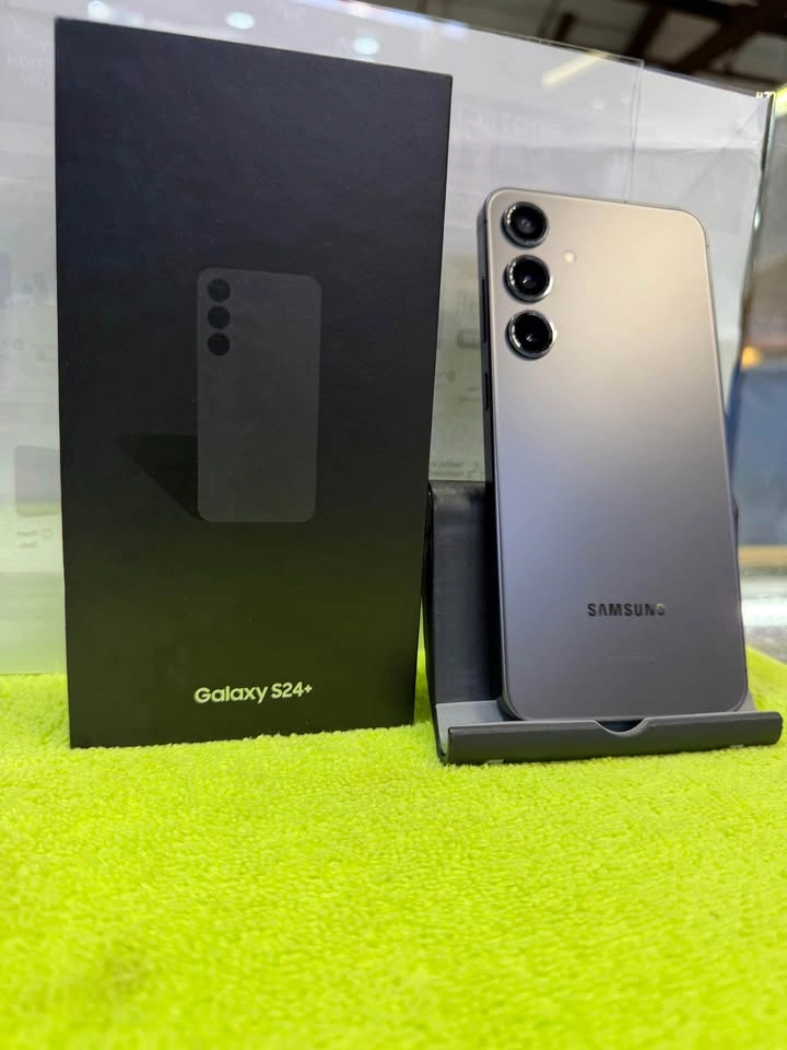Samsung Galaxy S24+ 256GB | 12GB RAM | Box | Excellent Condition - photo 3