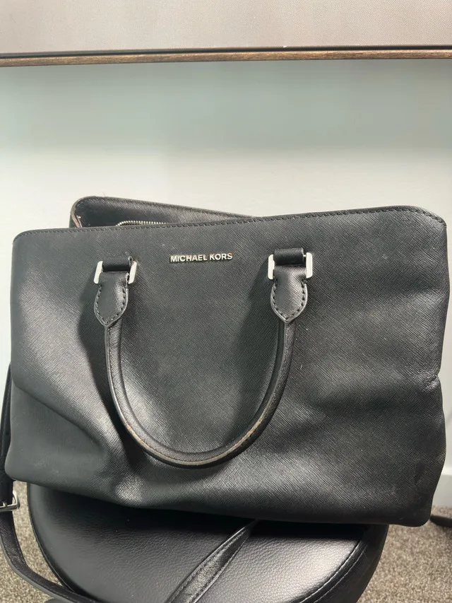 Michael Kors Handbag thumbnail
