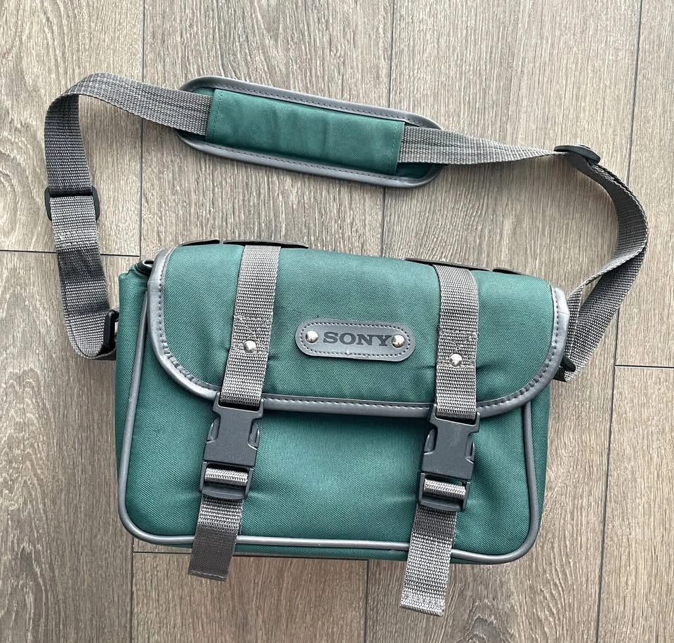 Vintage Authentic OEM Sony Green Camcorder Messenger Style Bag C