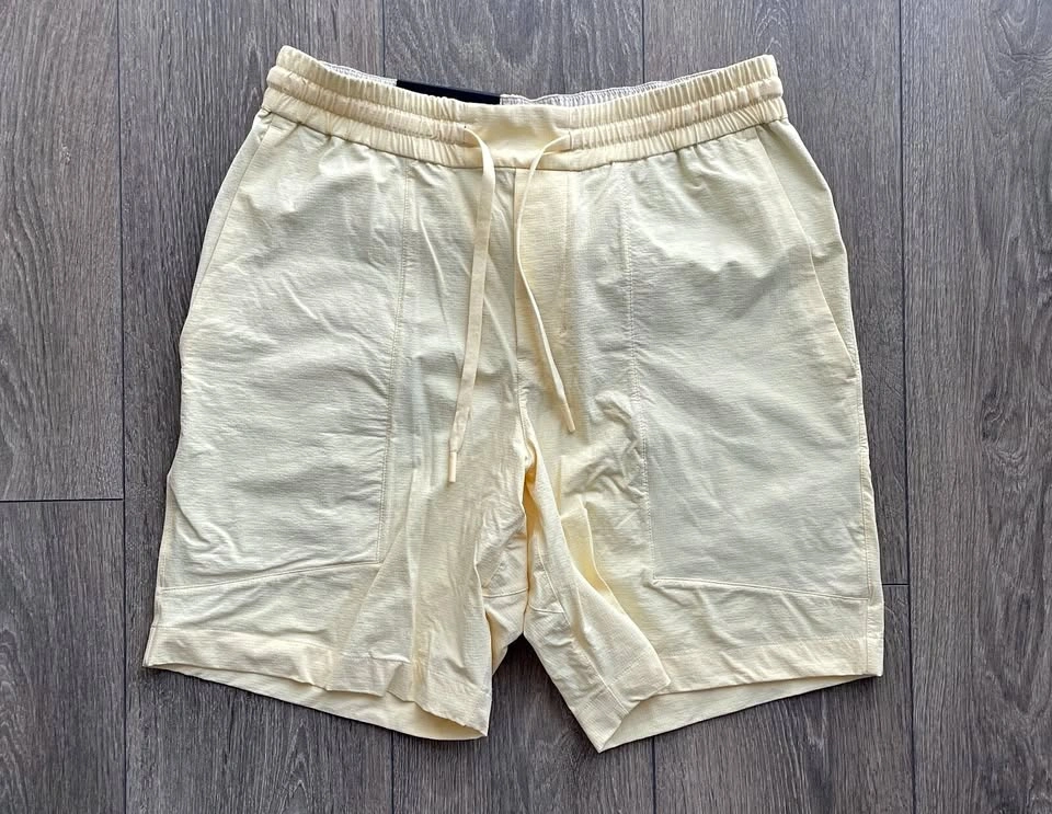 Lululemon Men's Bowline Short 8" Stretch Ripstop Size M NEW