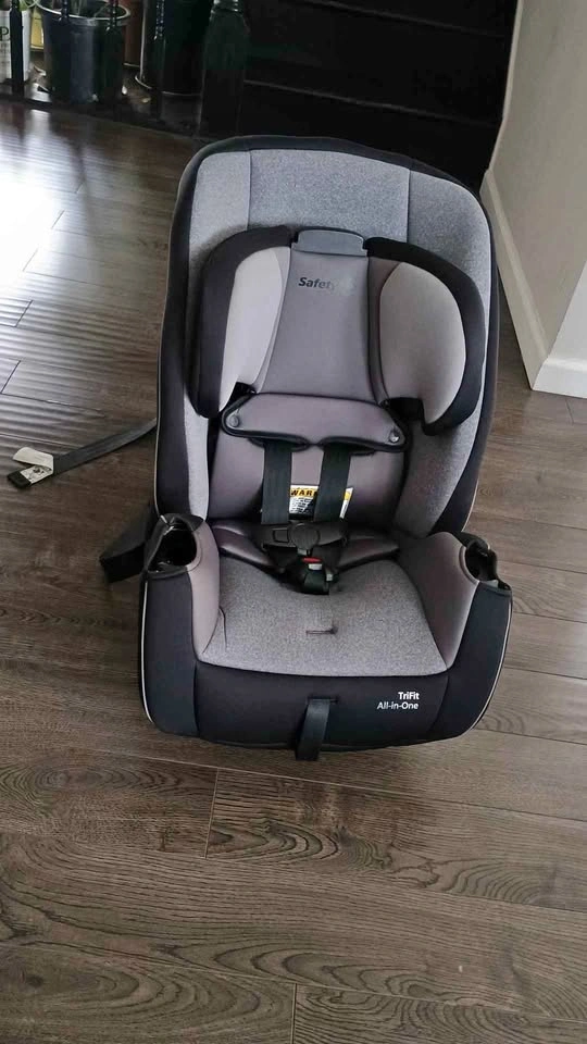 Safety 1st Convertible Car Seat