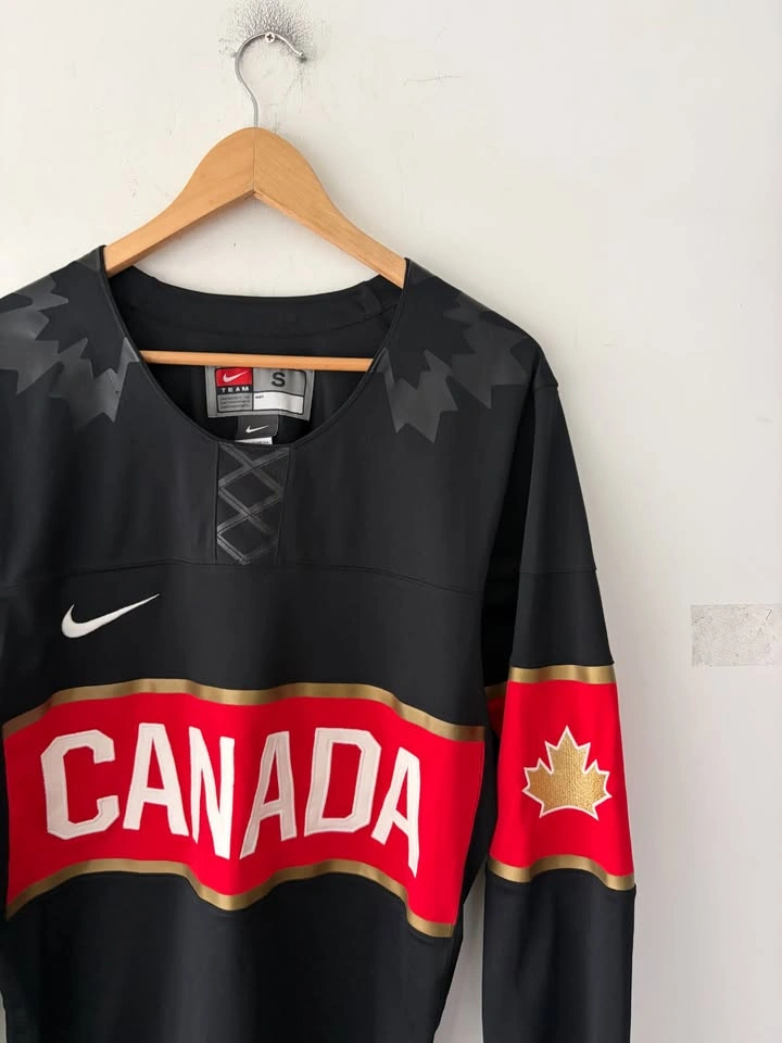 Nike Team Canada National Hockey 2014 Sochi Olympics Black Jerse - photo 2