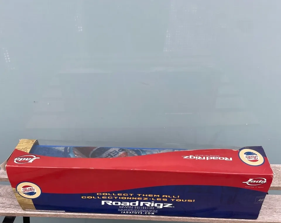 Jada Toys Road Rigz Pepsi-Cola Peterbilt Trailer Truck - photo 4