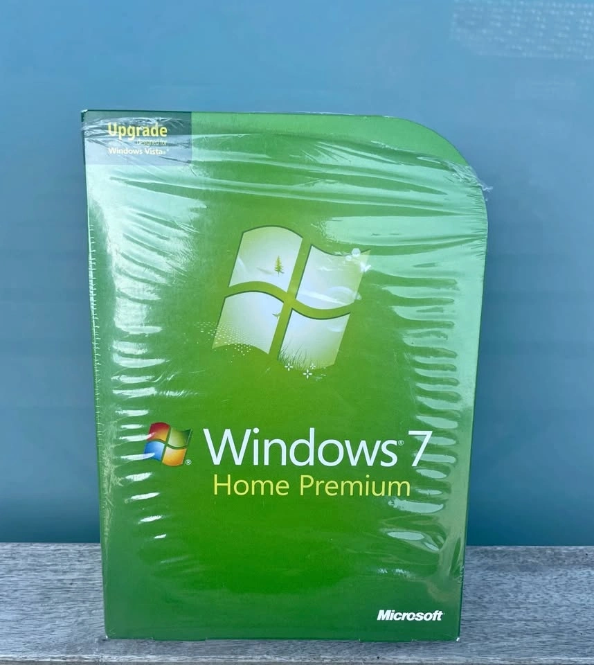 Microsoft Windows 7 Home Premium Upgrade 32 & 64 Bit DVDs