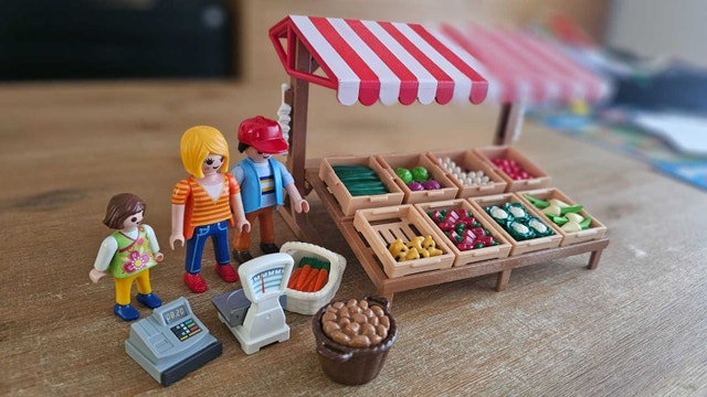 Playmobil Country Farmer’s Market 6121 - photo 3