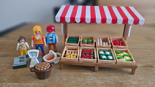Playmobil Country Farmer’s Market 6121 - photo 4