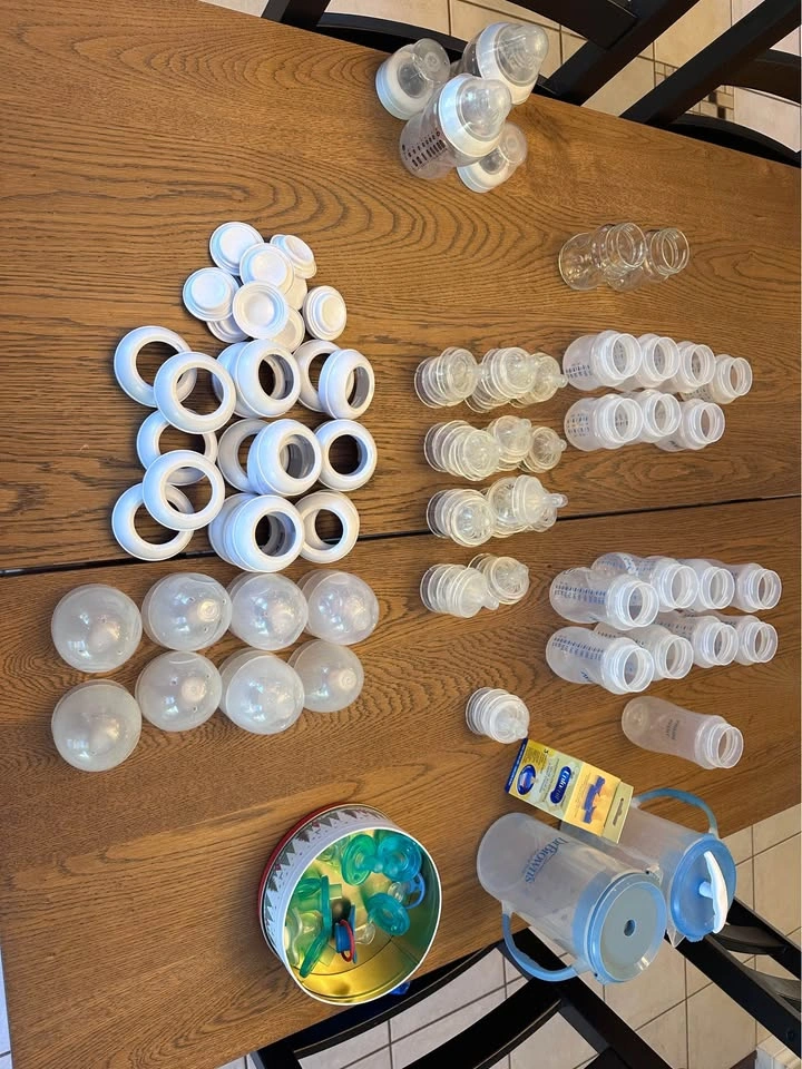 Baby Bottles and Nipples size 0/1/2/3/4/5 + soothers - photo 2