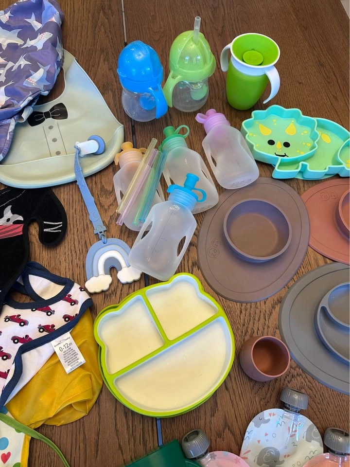 ezpz and Munchkin Baby Feeding Bundle - photo 5
