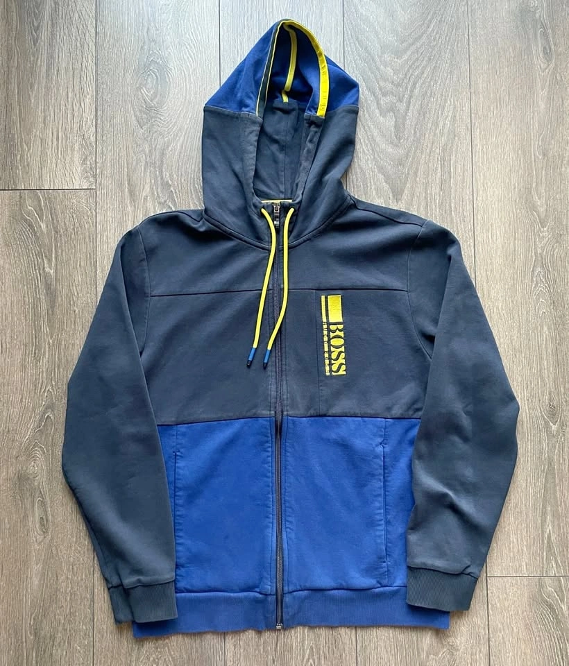 Hugo Boss Logo Zip Up Hoodie Size M