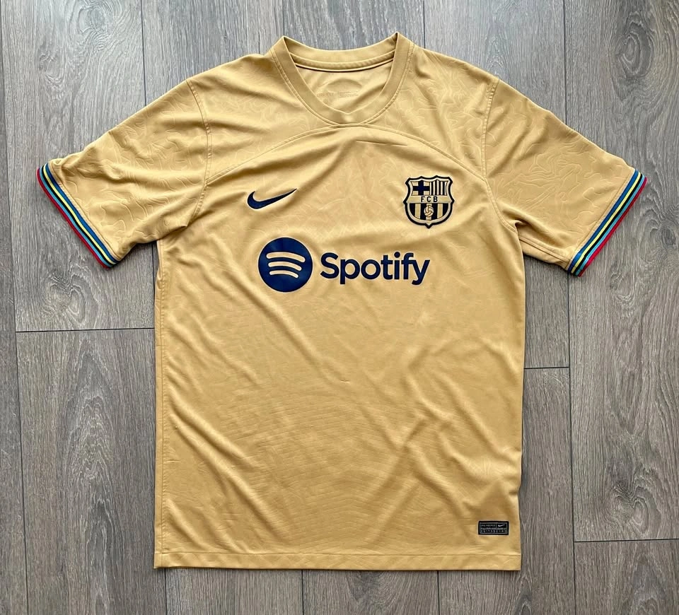 Nike 2022-23 FC Barcelona Gold Away Jersey Size L