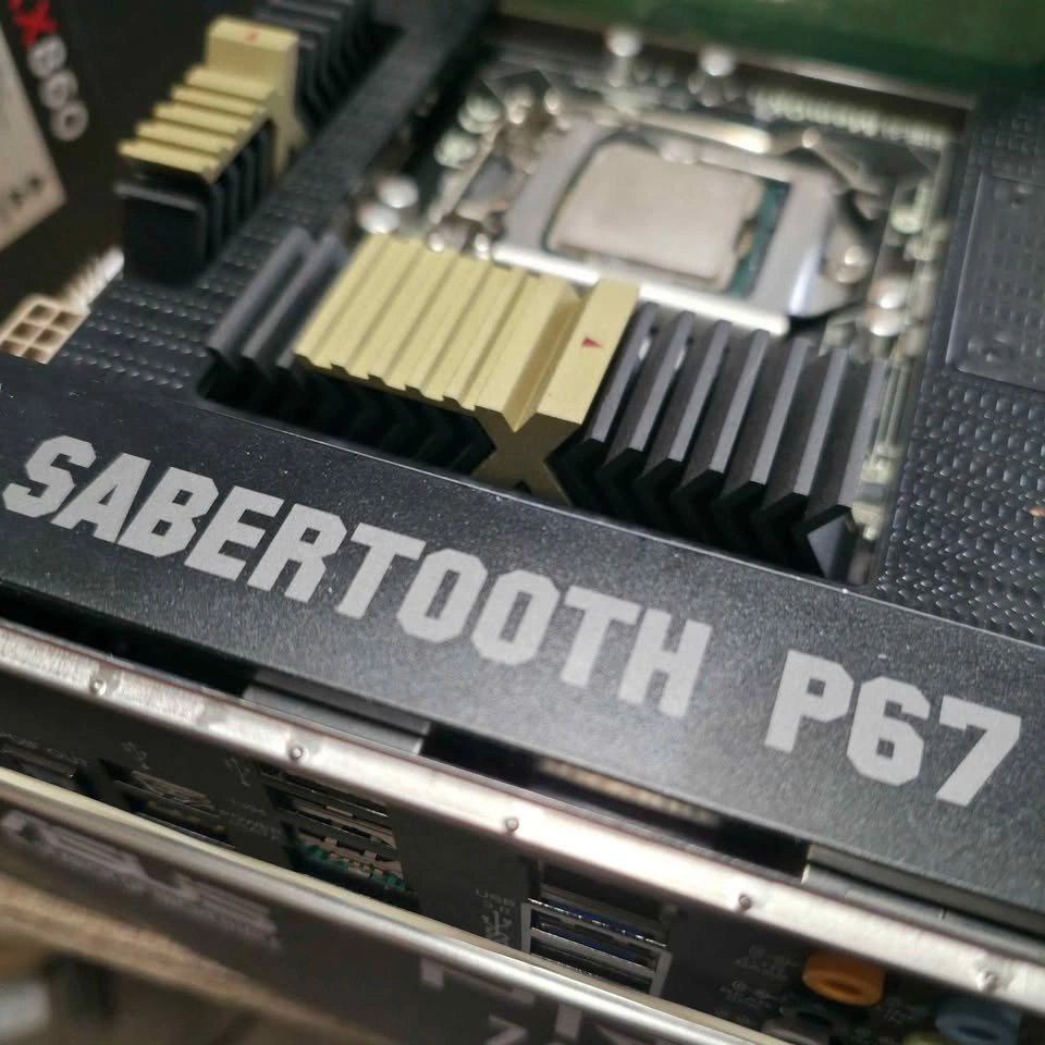 i7-2600K + P67 Sabertooth + 24GB DDR3 CPU Mobo RAM Bundle - photo 2