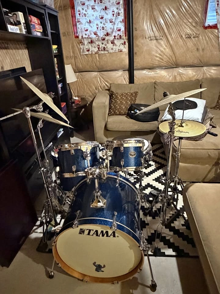 Tama Silverstar Drum Kit + Zildjian Cymbals & Low Volume