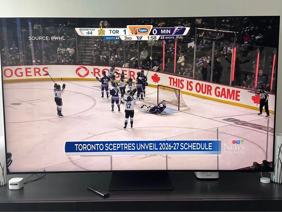 Samsung 65" Neo QLED 4K TV + (optional) IKEA BESTÅ TV stand - photo 2