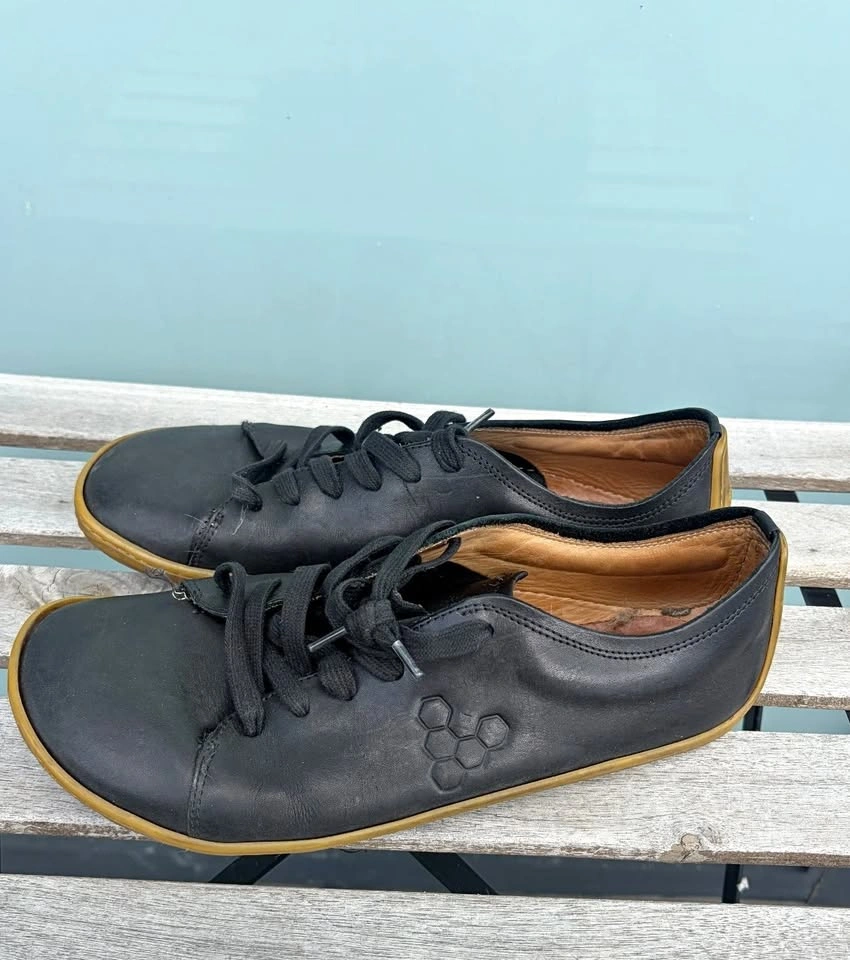 Vivobarefoot Addis Mens Barefoot Black Leather Sneakers Size 43