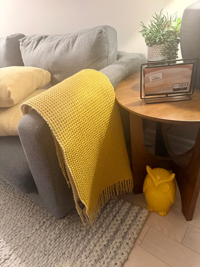 Waffle Weave Throw Blanket – Mustard Yellow, Great Condition - photo 3
