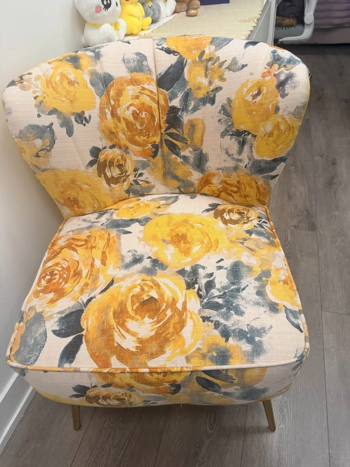 Living room chair for sale - photo 2