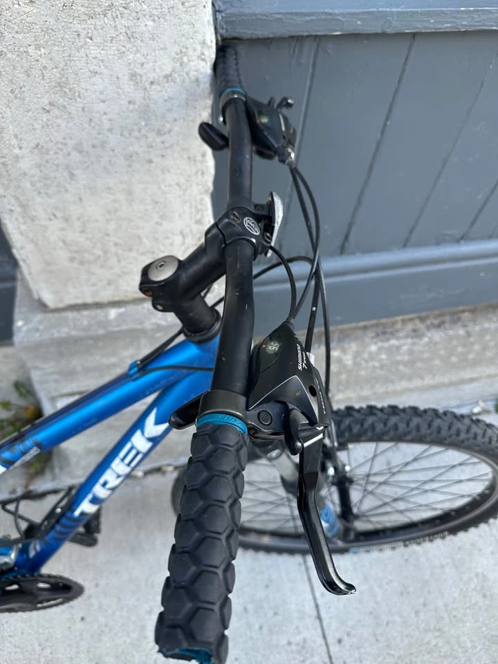 Trek 820 Mountain Bike - 26" Wheels (Blue) - photo 5