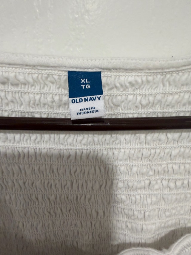 Old Navy White Smocked Top - photo 3