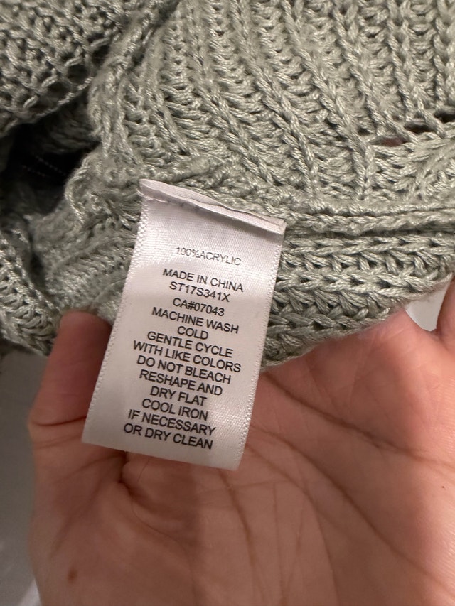 Moon & Madison Sweater - photo 3