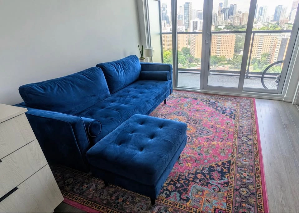 Structube Kinsey 3-Seater Sofa & Ottoman in Blue Velvet - photo 2