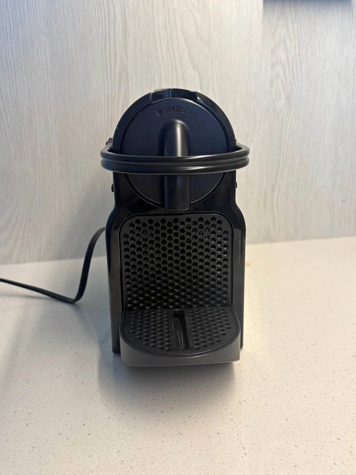 Nespresso Inissia Espresso Machine
