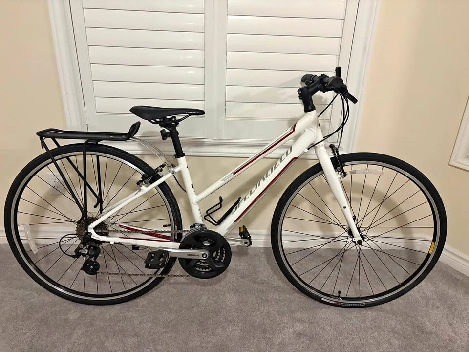 Specialized Vita Hybrid Bike Size Small