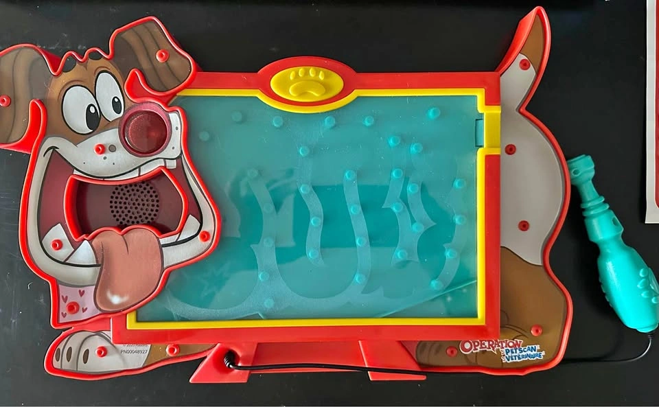 Hasbro Gaming Operation Pet Scan Board Game