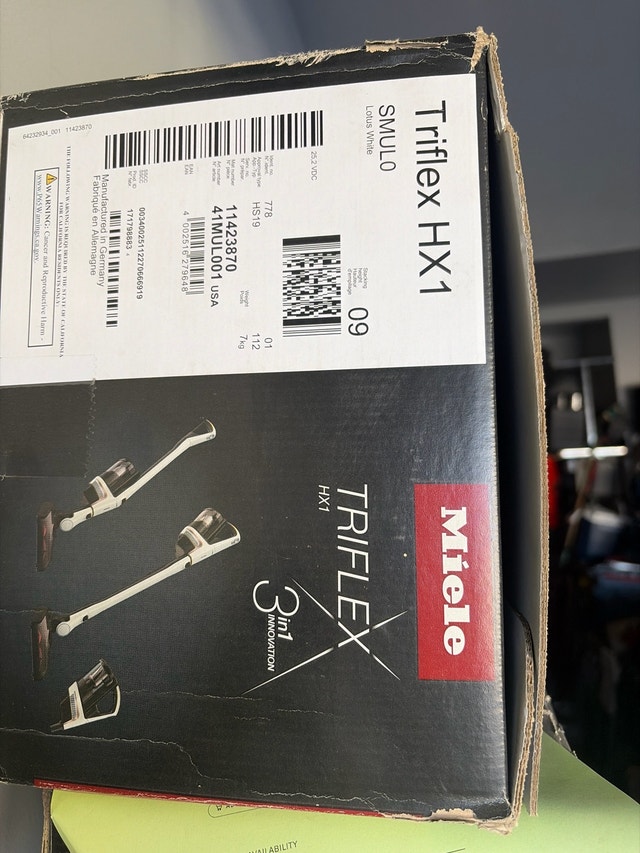 Miele Triflex 3-in-1 Vacuum - New - photo 2