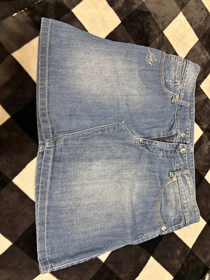 Levi’s Mini Skirt