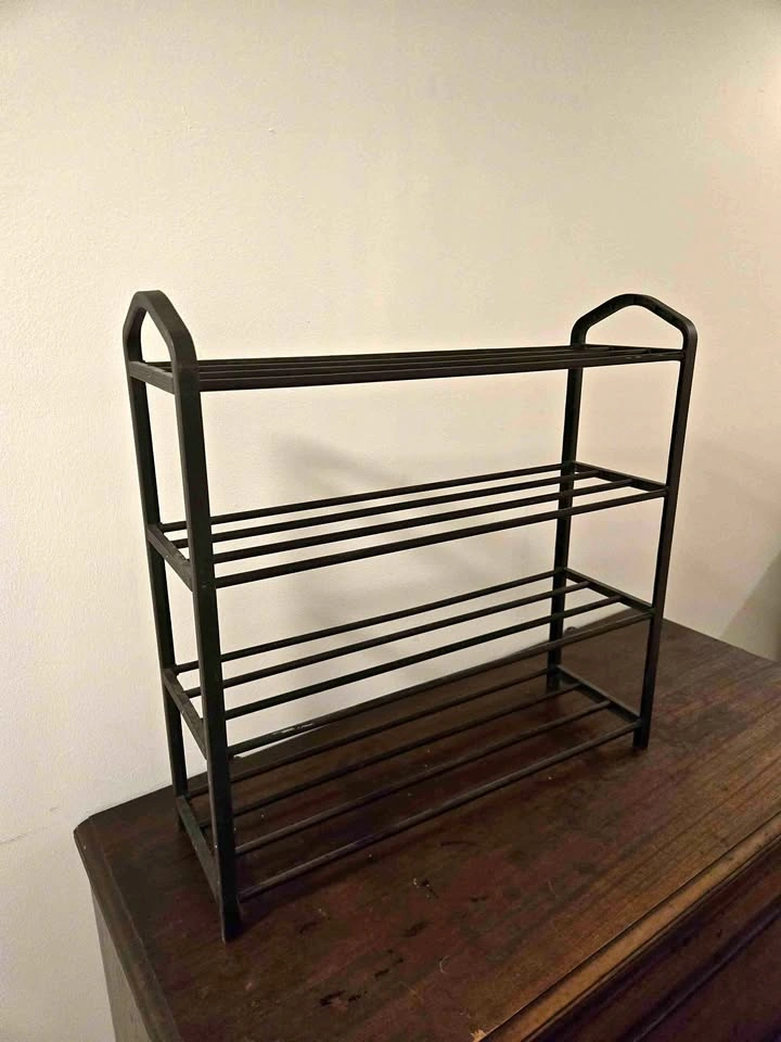 Shoerack / shoe storage