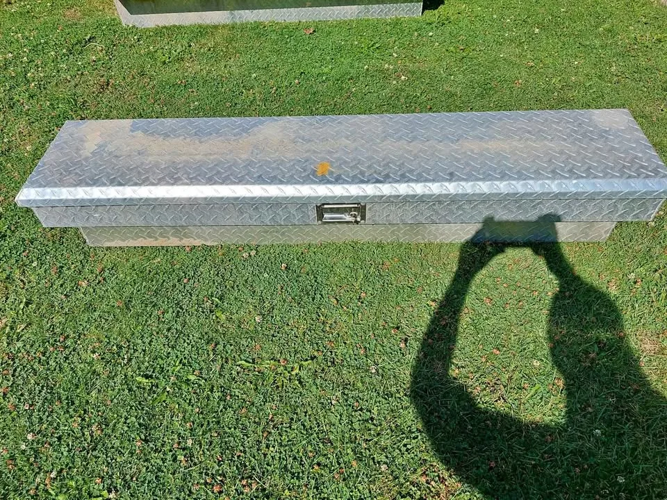 Lund Challenger Sidemount Truck Tool Box Aluminum thumbnail
