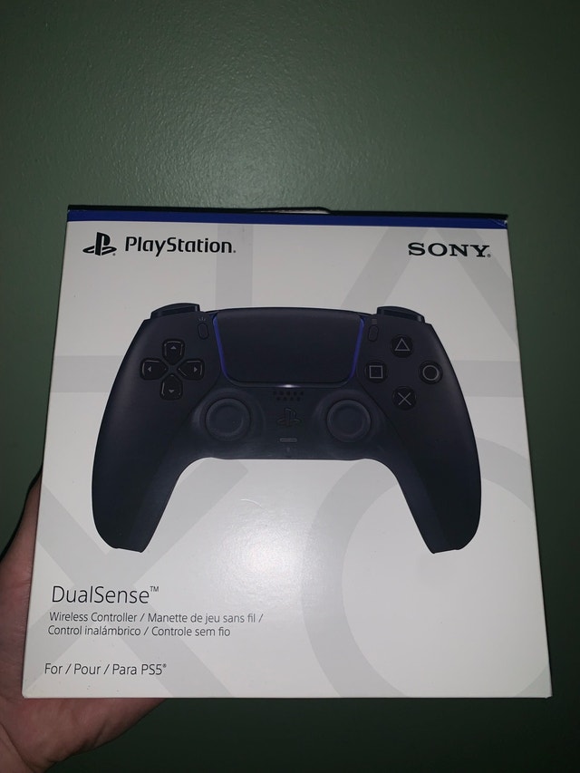 Brand New PS5 Controller - photo 2