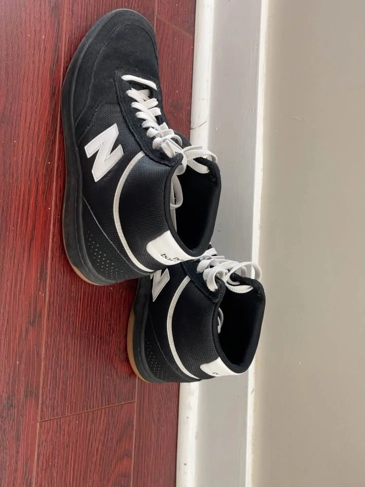 New Balance Black High-Top Sneakers - Size 9.5 - photo 2