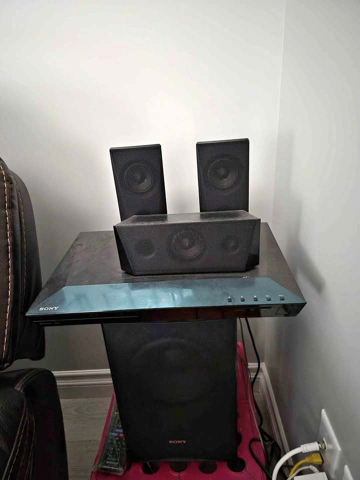 Sony Blu-ray Home Theater System