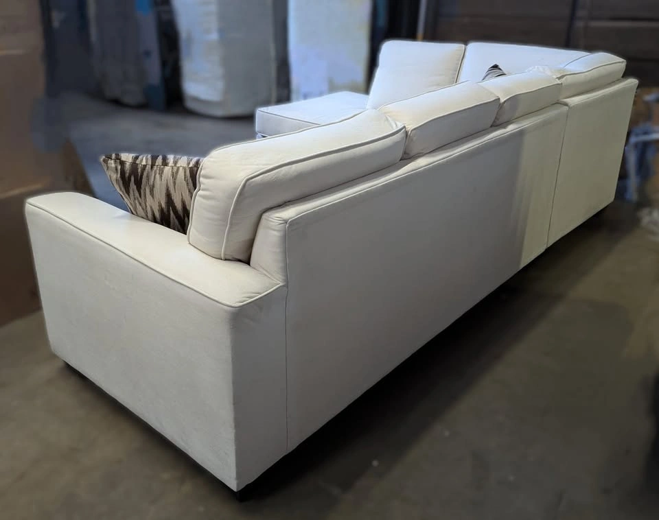 Sectional Sofa in Cream fabric *BRAND NEW* - photo 4