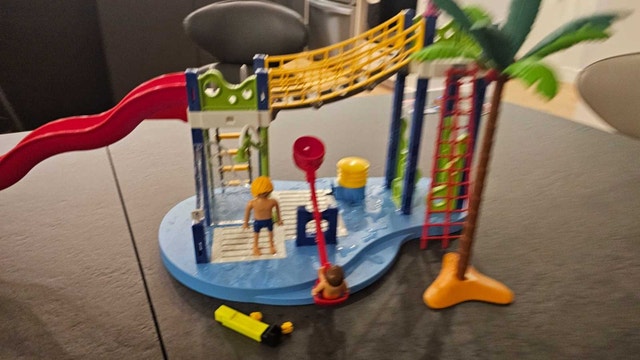 Playmobil 6670 Water Park Play Area - photo 2