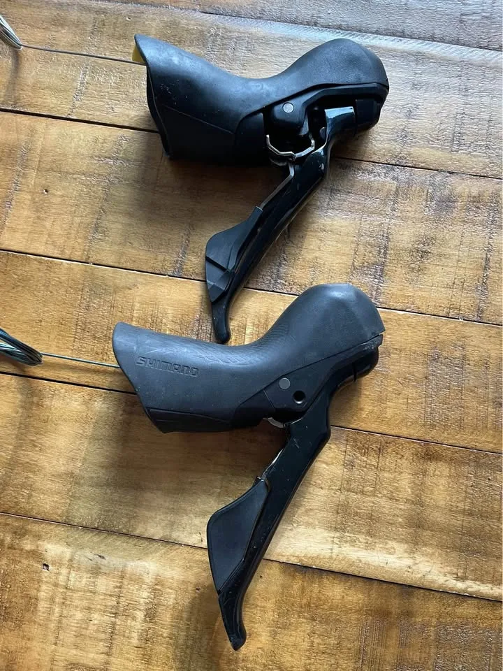 Shimano 105 ST-R7020 Hydraulic Shifters L+R Levers set 2x11s image indicator(3)