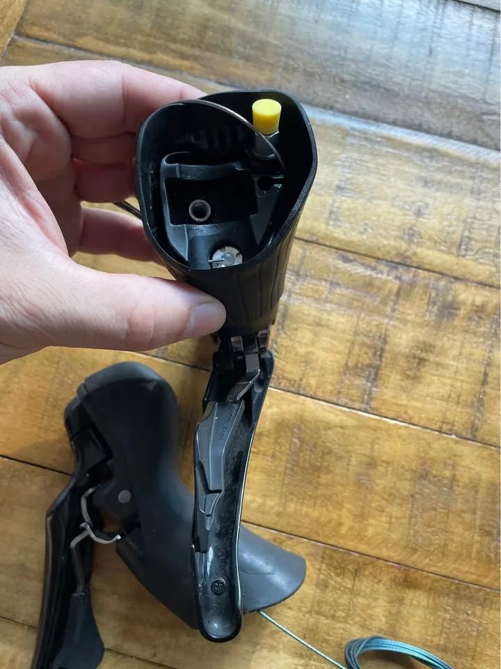 Shimano 105 ST-R7020 Hydraulic Shifters L+R Levers set 2x11s image indicator(5)