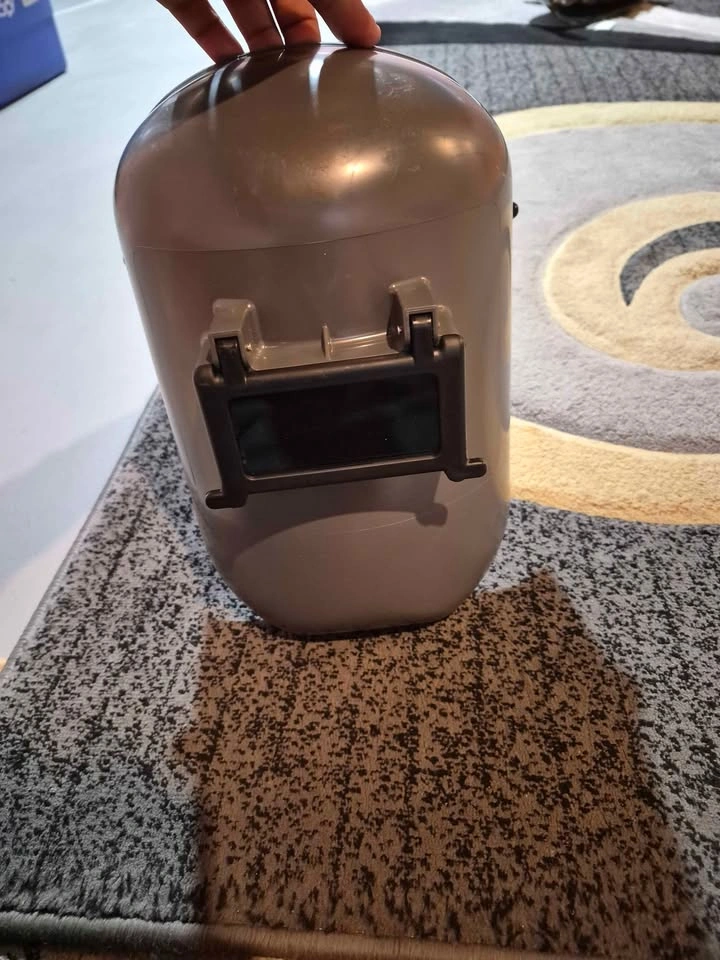 Brand new Classic welding helmet - photo 2