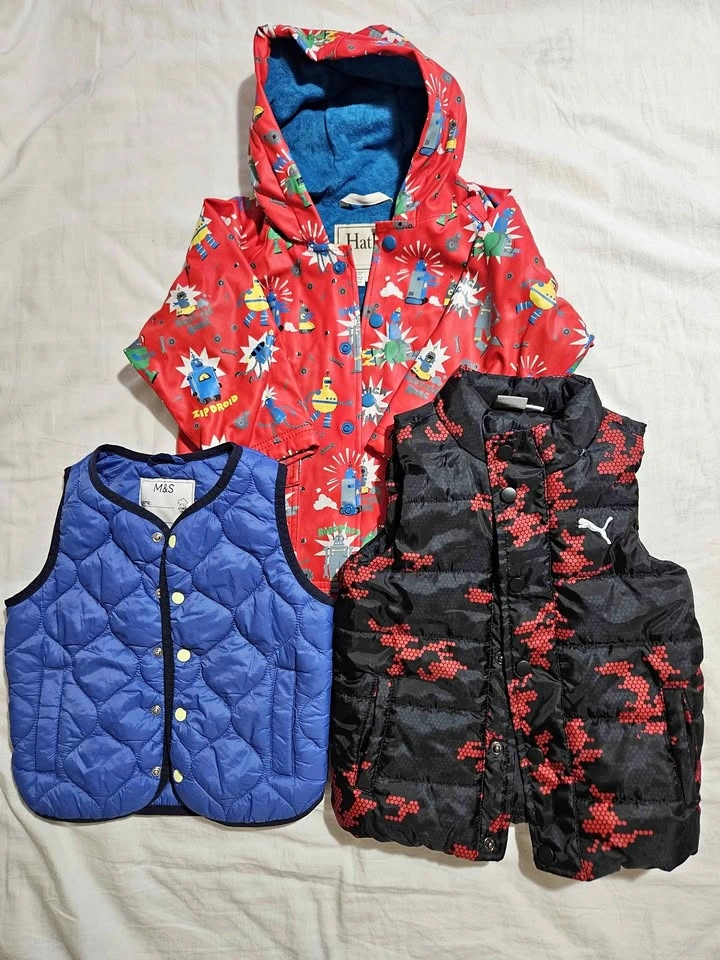 GUC Size 2T/3T Vests and Raincoat