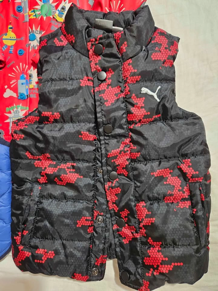 GUC Size 2T/3T Vests and Raincoat - photo 3