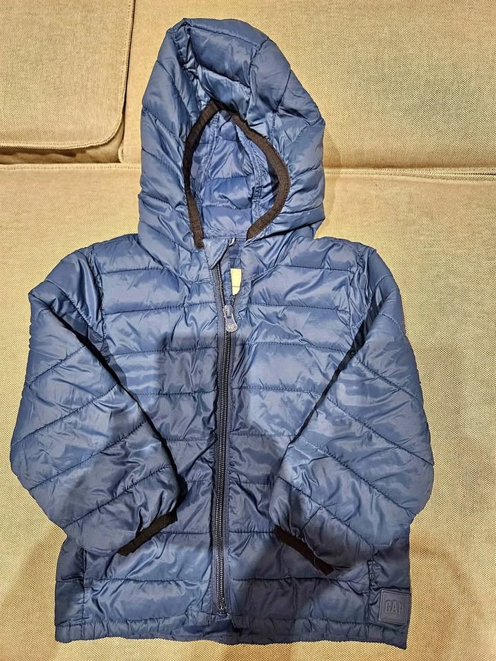 Gap Size 2T Blue Primaloft Jacket