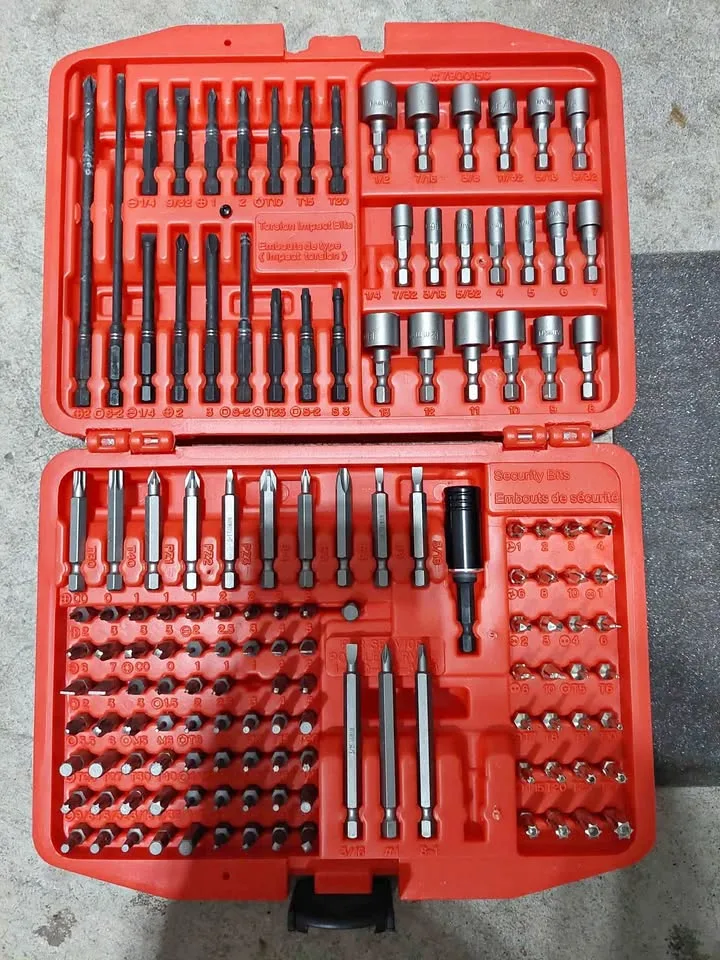 Mastergrip 151 piece screwdriver bit set thumbnail