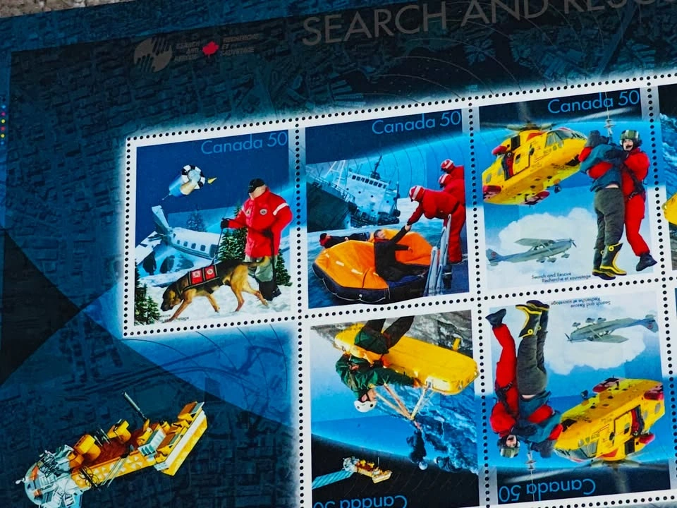 Stamp Souvenir Sheet - 2003 Canada Post Search and Rescue - photo 2